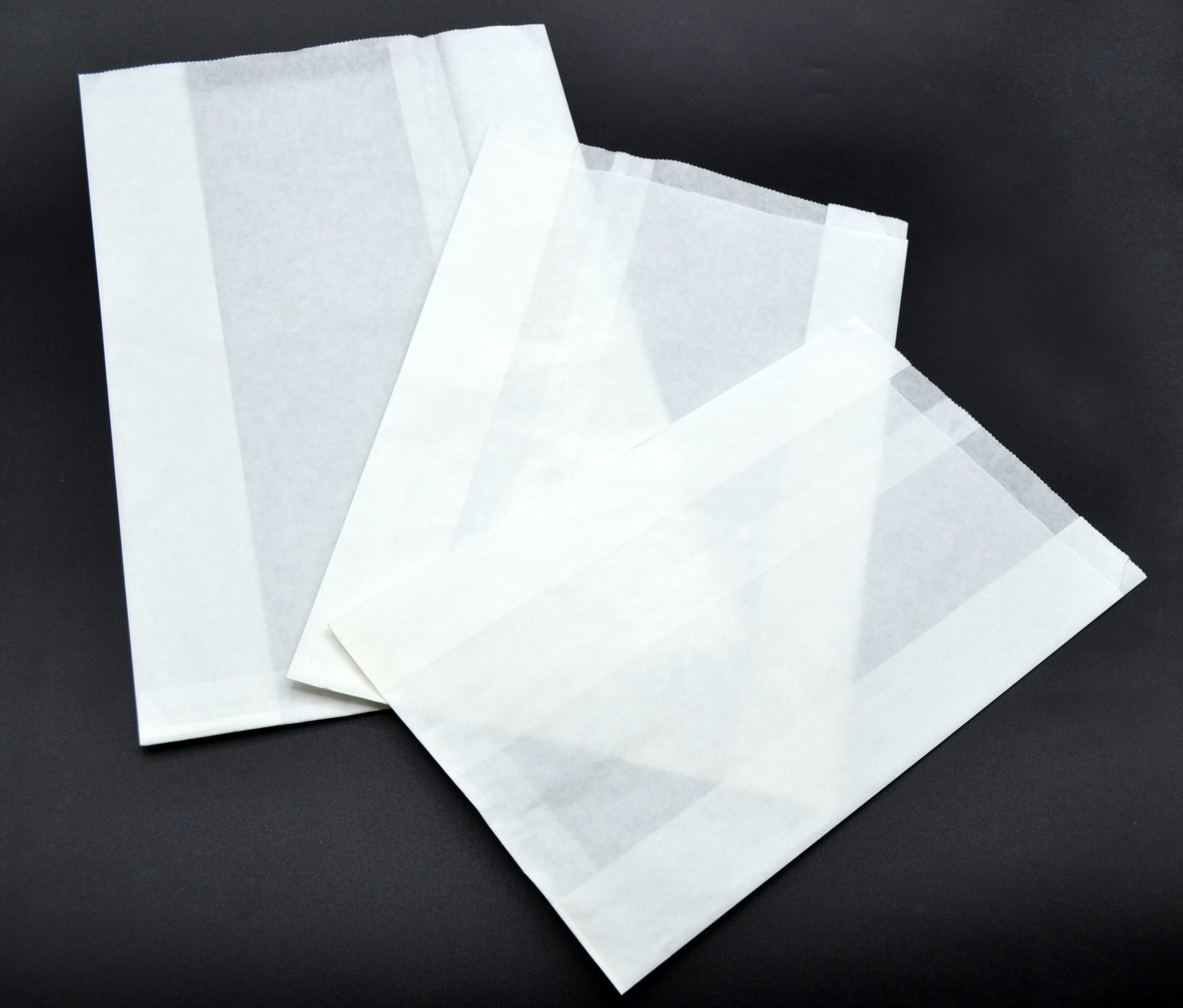 Pochette de viennoiserie blanc avec fond plat, en papier kraft