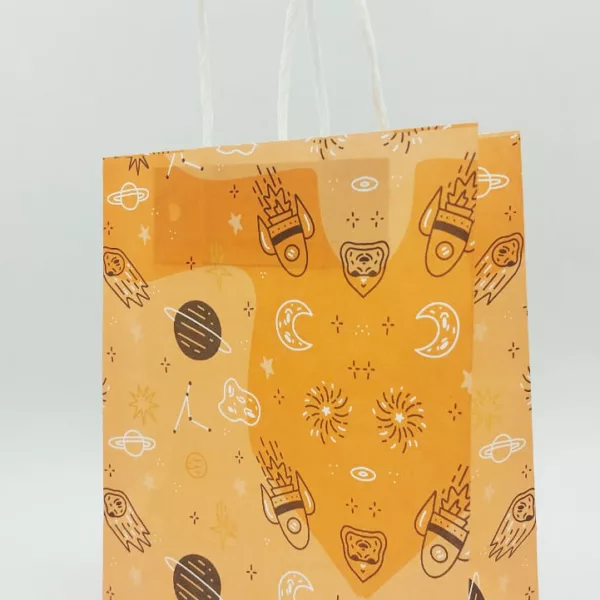 Sac en kraft blanchi avec poignées torsadées "Baby"